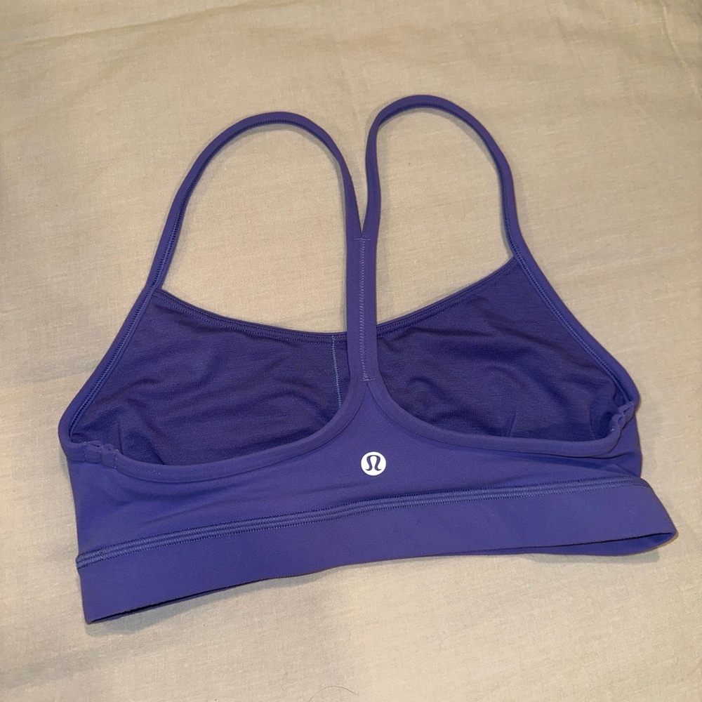 lululemon athletica Flow Y Sports Bra